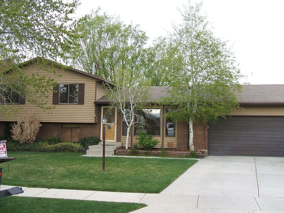 8737 South 1365 West