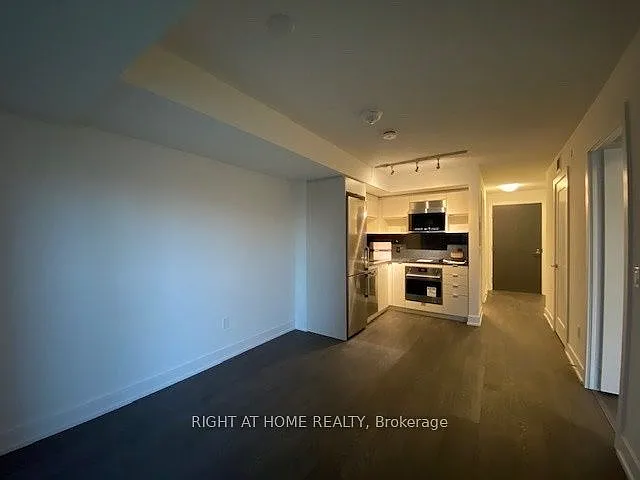 9 Mabelle Ave #2821 — Photo 16
