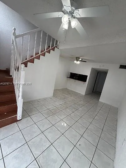 Bellavista Gardens Condo — Photo 3