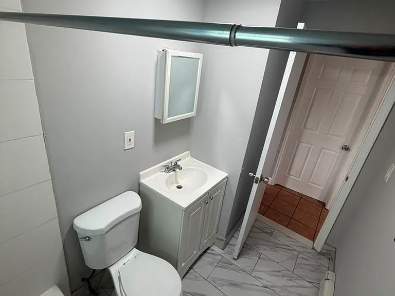 228 S 5th St #2B — Photo 13