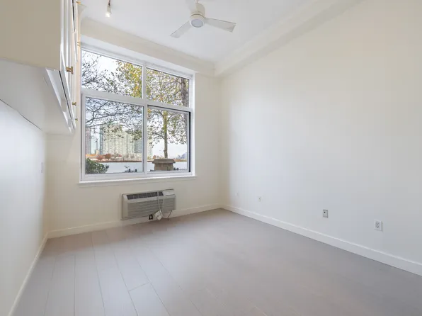 20 2nd Street image 16 of 39