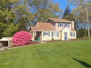 555 Shenango Rd, Beaver Falls, PA 15010