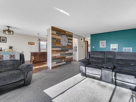 5th image of 4349 N Lakeshore Dr