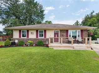 1208 Redwood Ct, Jeffersonville, IN 47130