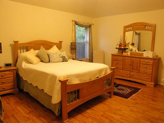 3rd image of 3306 San Benito St #70