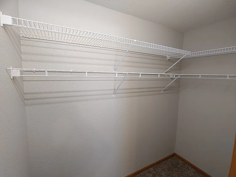 Closet_03042021