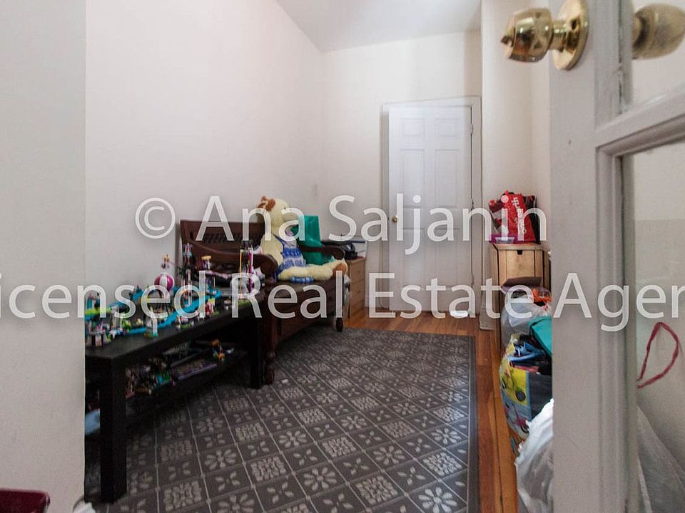1st image of 3407 41st St APT 2R