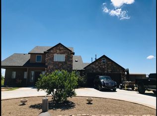 805 Walker Farm Rd, Carlsbad, NM 88220