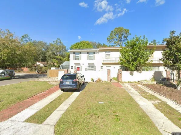 5202 Maple Hill Dr, Temple Terrace, FL 33617