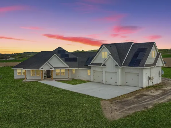 18812 Locust Ln, Caldwell, ID 83607