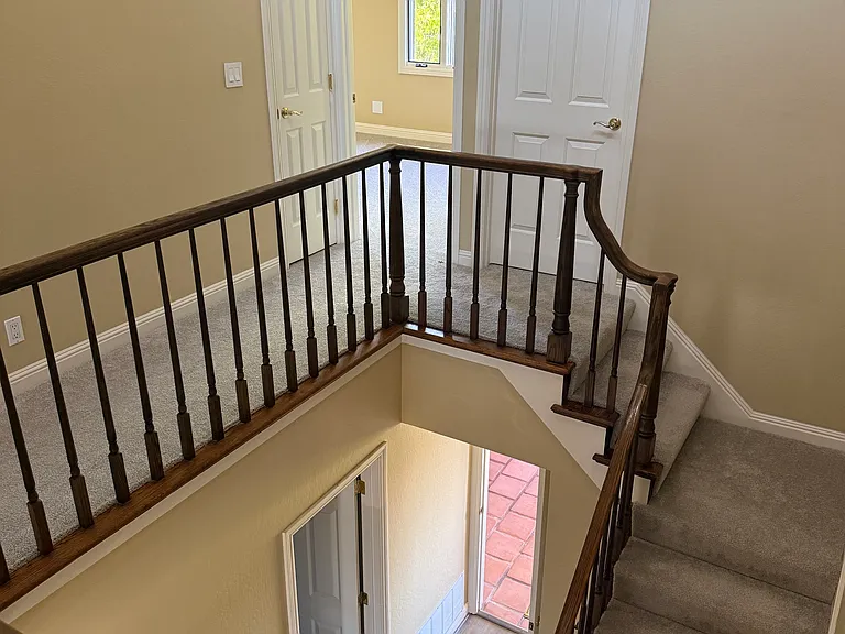 970 Springfield Dr — Photo 8