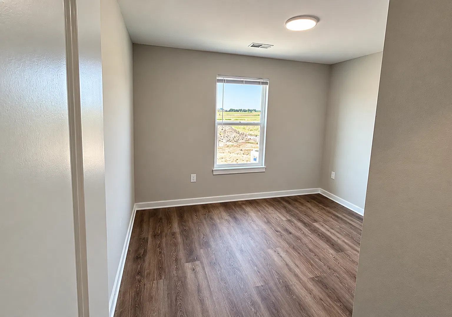 11663 Wildwood - Unit 100/200 — Photo 4