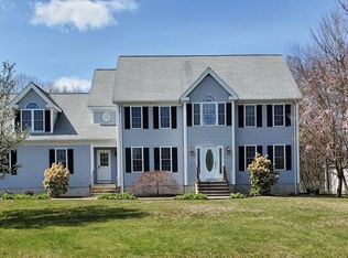 179 Clover Hill Rd, Northbridge, MA 01534