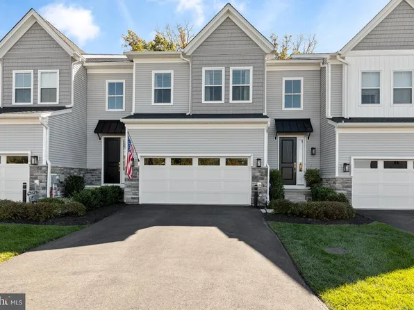 662 Levering St, Blue Bell, PA 19422