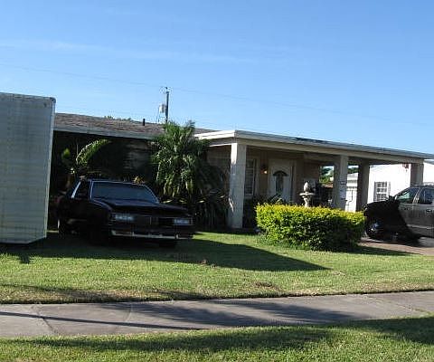 2nd image of 1460 NE 11th St
