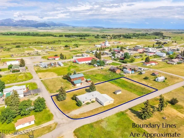 215 Sacajawea St W, Wilsall, MT 59086