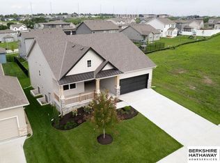 9801 S 184th Ave, Omaha, NE 68136