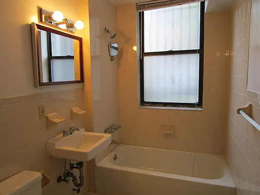 Rented by Rita S Citrin, LREB | media 3