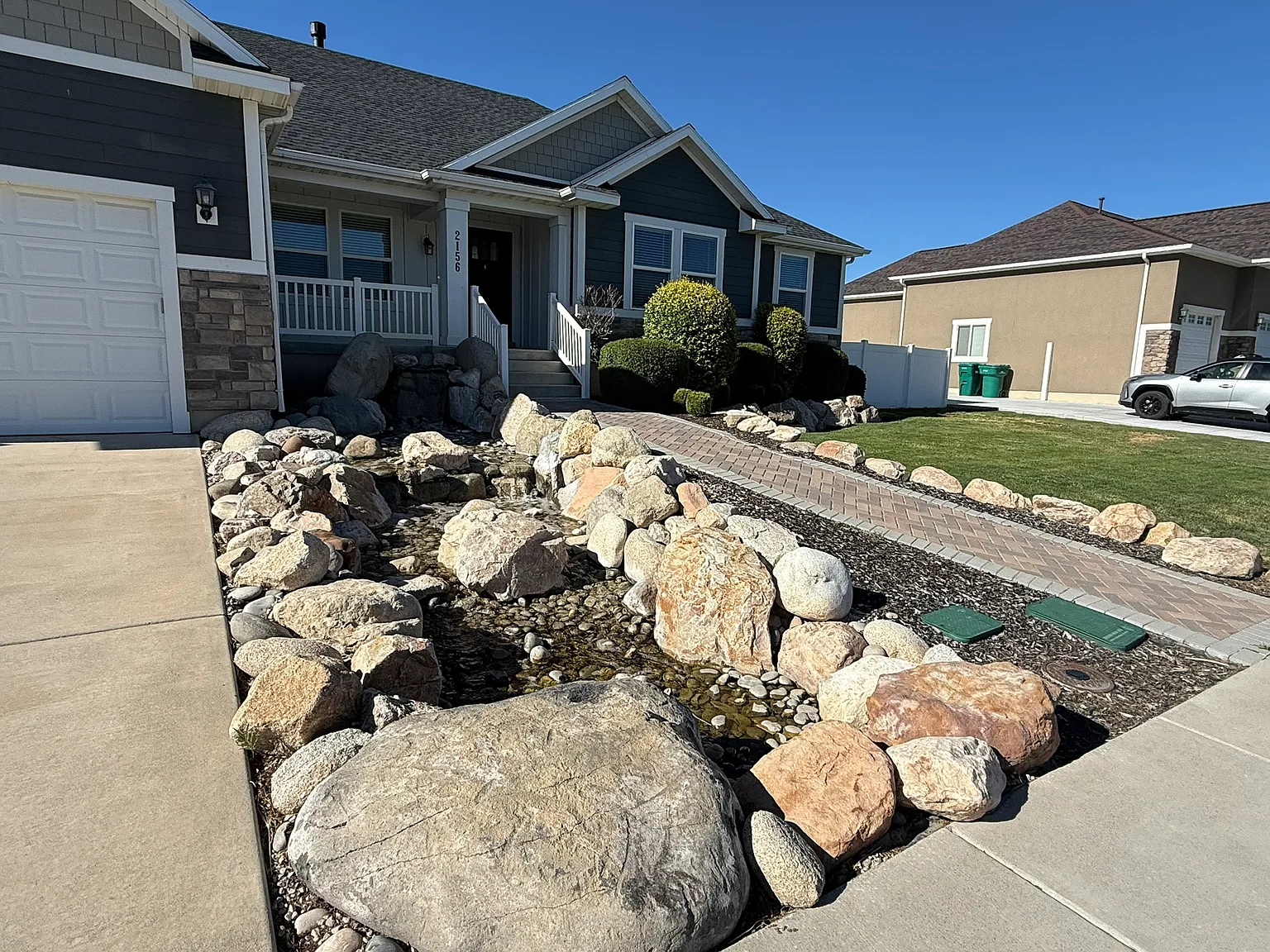 5 bed, 4150 sqft, $3,999 — Photo 3