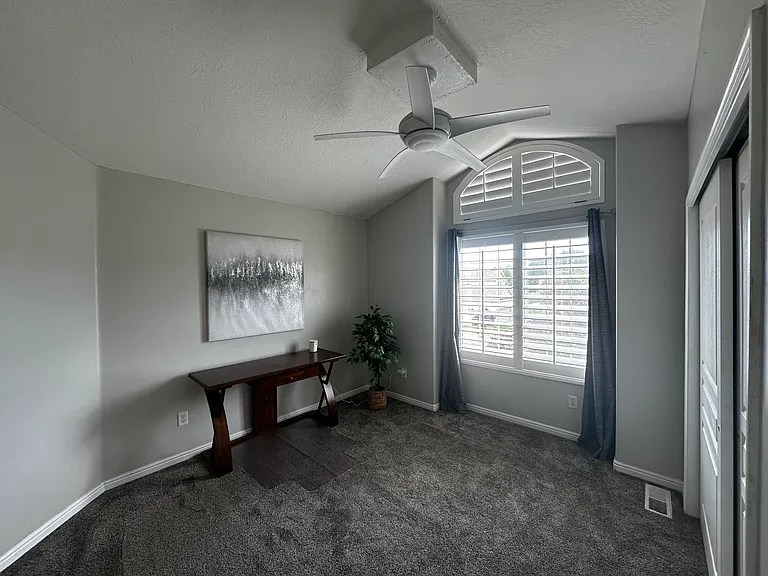 1942 N 1350 W — Photo 21