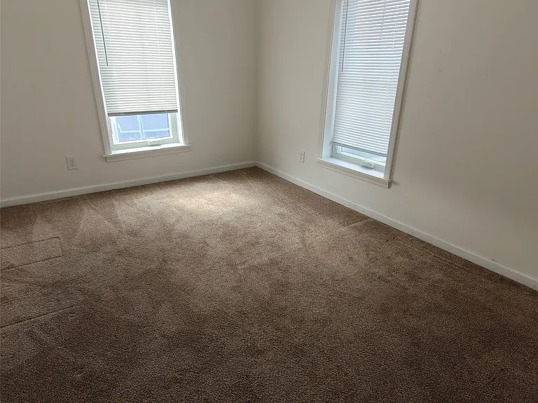 145 Floral Ave #4 — Photo 10