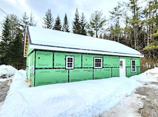 73 Paul St, Auburn, ME 04210