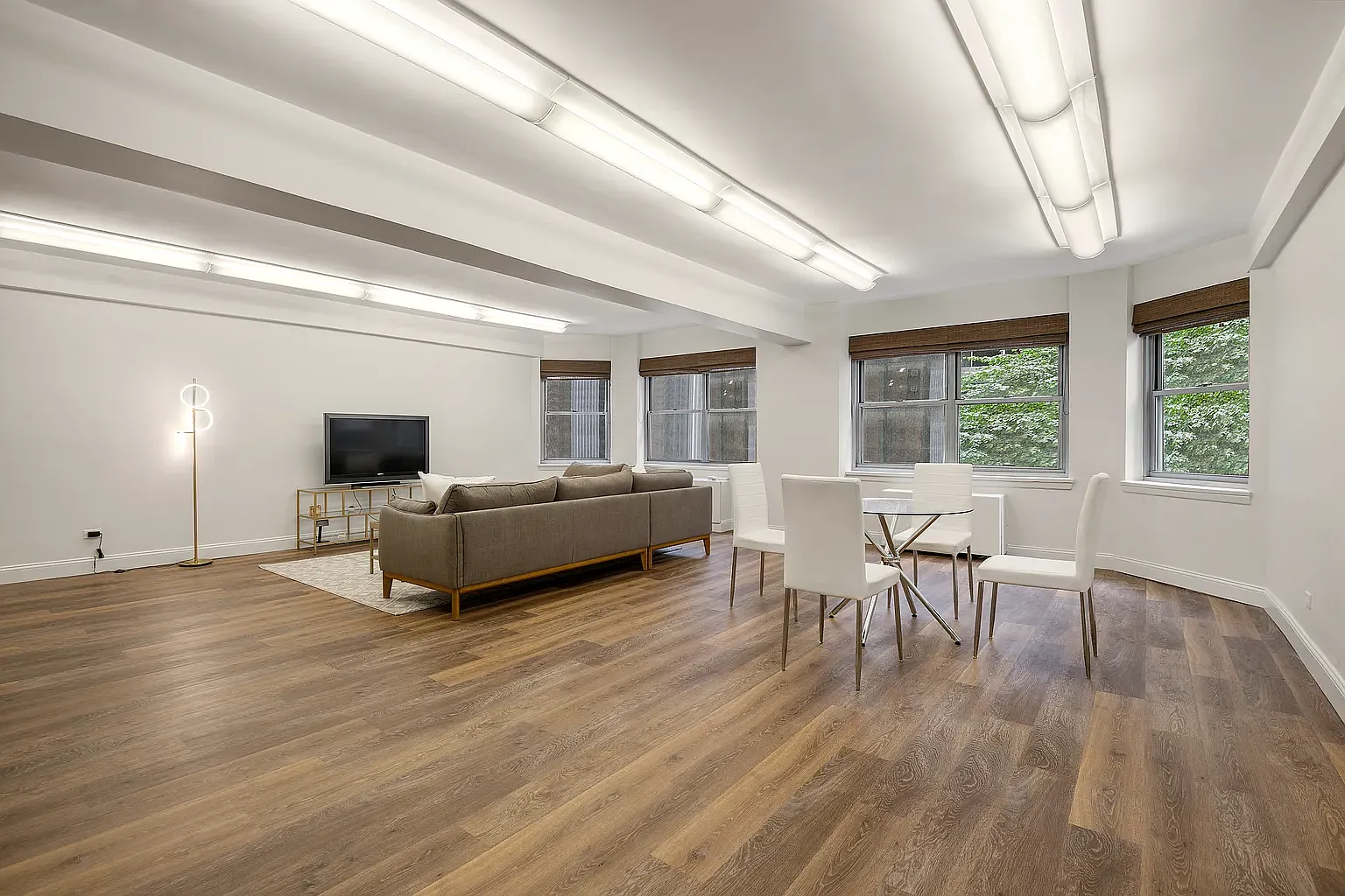 80 Park Ave APT 2E photo 1