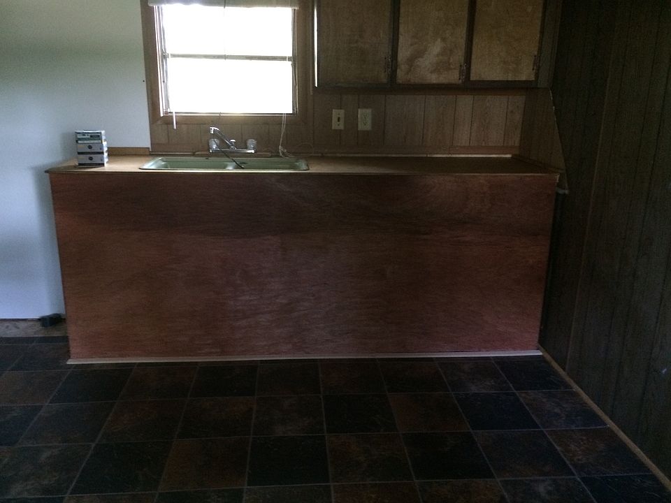 1st image of 121 Smith Ln #24