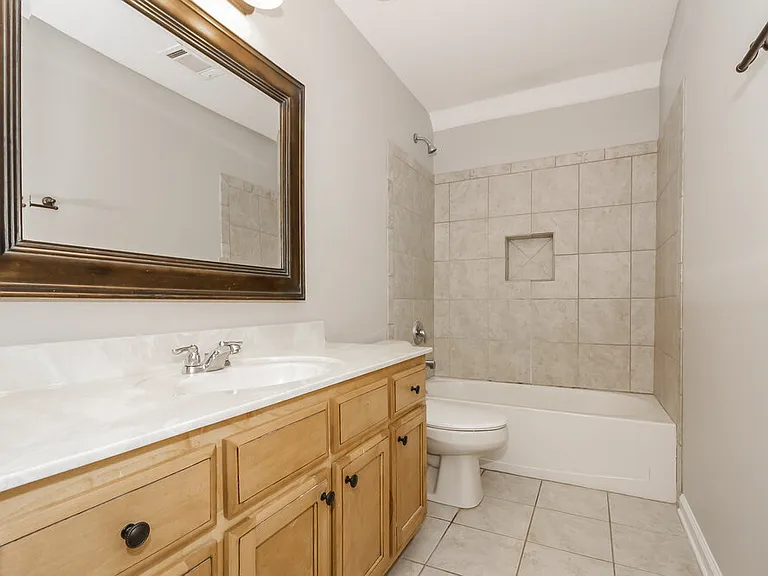 1457 Sawmill Creek Ln — Photo 15