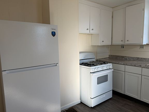 4th image of 930 N 11th St