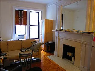 Rented by TWINSTONE PROPERTIES