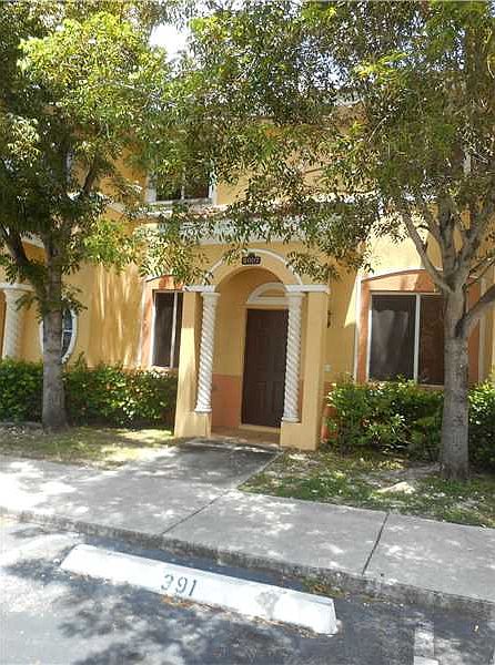 1st image of 2607 SE 14th Ave #390