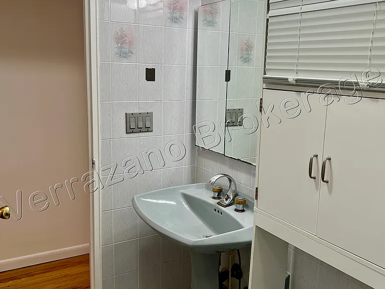 181 Bay 46th St #2 — Photo 11