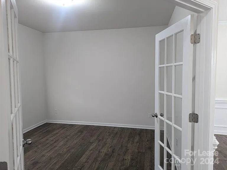 116 Gray Willow St — Photo 8