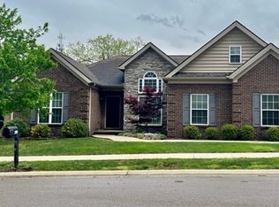 2748 Sullivans Trce, Lexington, KY 40511