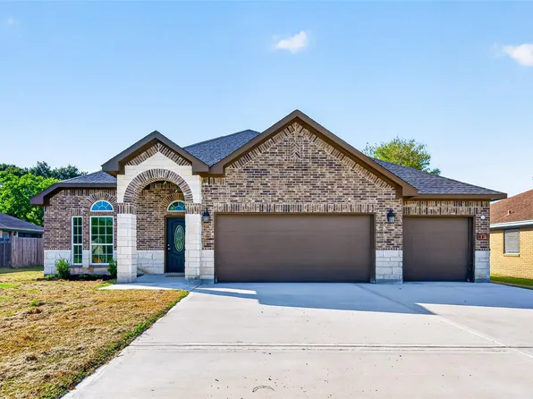 710 Hackberry St, La Marque, TX 77568