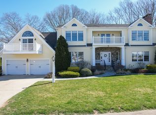 16 Fenbrook Rd, Old Saybrook, CT 06475