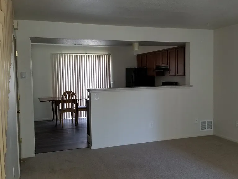 4217 Moore St — Photo 4