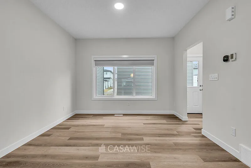 3 bed, 2.5 bath, 1440 sqft, $2,225 — Photo 3