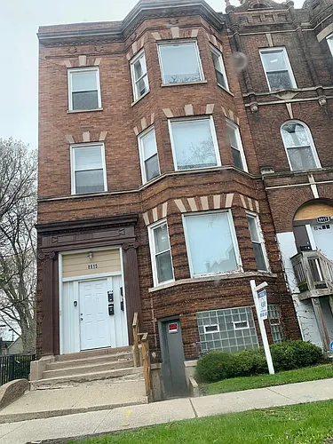 8915 S Exchange Ave #3 Photo 1