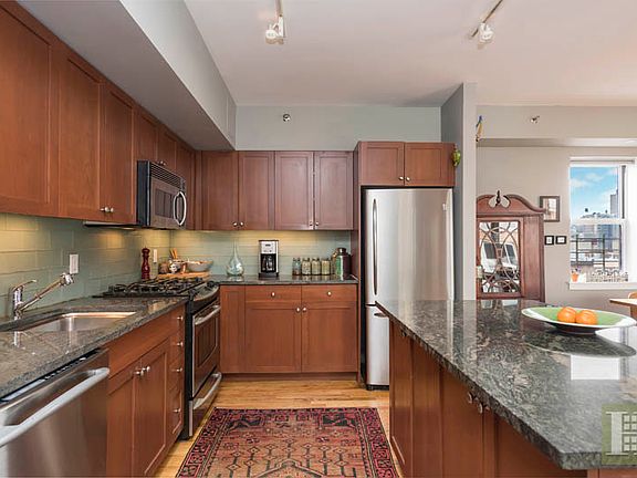 2nd image of 304 W 115th St Ph A