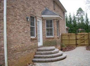 423 N Pond View Dr, Duncan, SC 29334