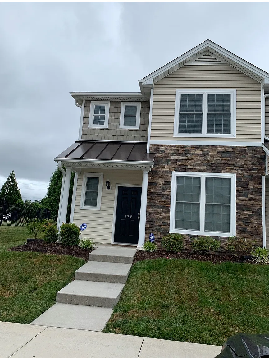 175 Rowse Dr photo 1