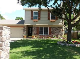 914 Wren Ridge Dr, Grapevine, TX 76051