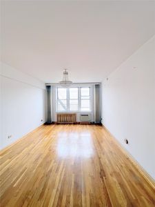 94-11 59th Avenue #F24, Queens, NY, 11373