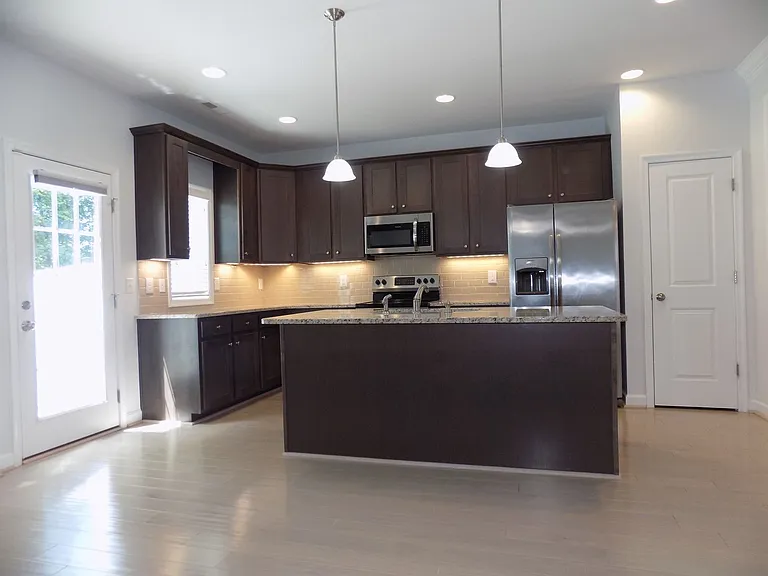 121 Wineberry Way — Photo 9