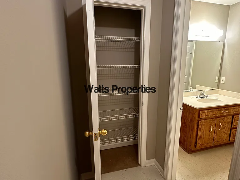120 Briar Cir #120 — Photo 12