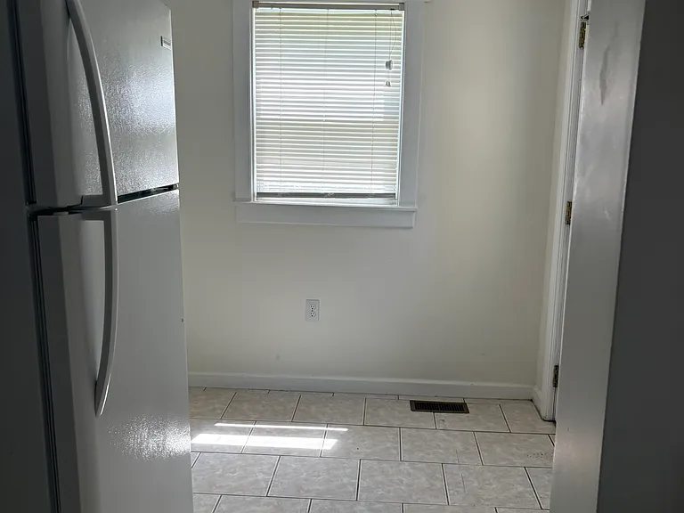 90 Wilson St — Photo 5