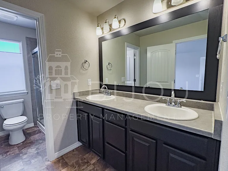 10881 Aliso Dr — Photo 16