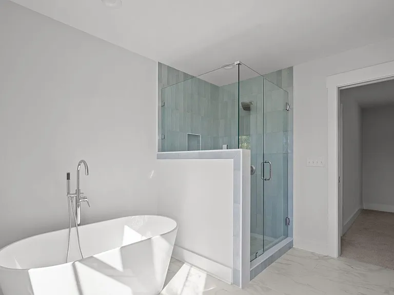 4772 Yellowood Dr — Photo 21